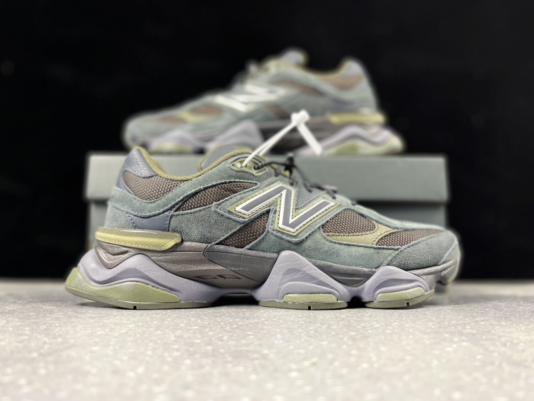 New Balance 9060 Blacktop Dark Moss - vstockx