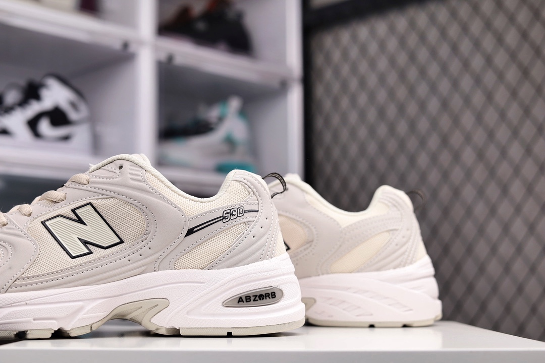 New Balance 530 Ivory - vstockx
