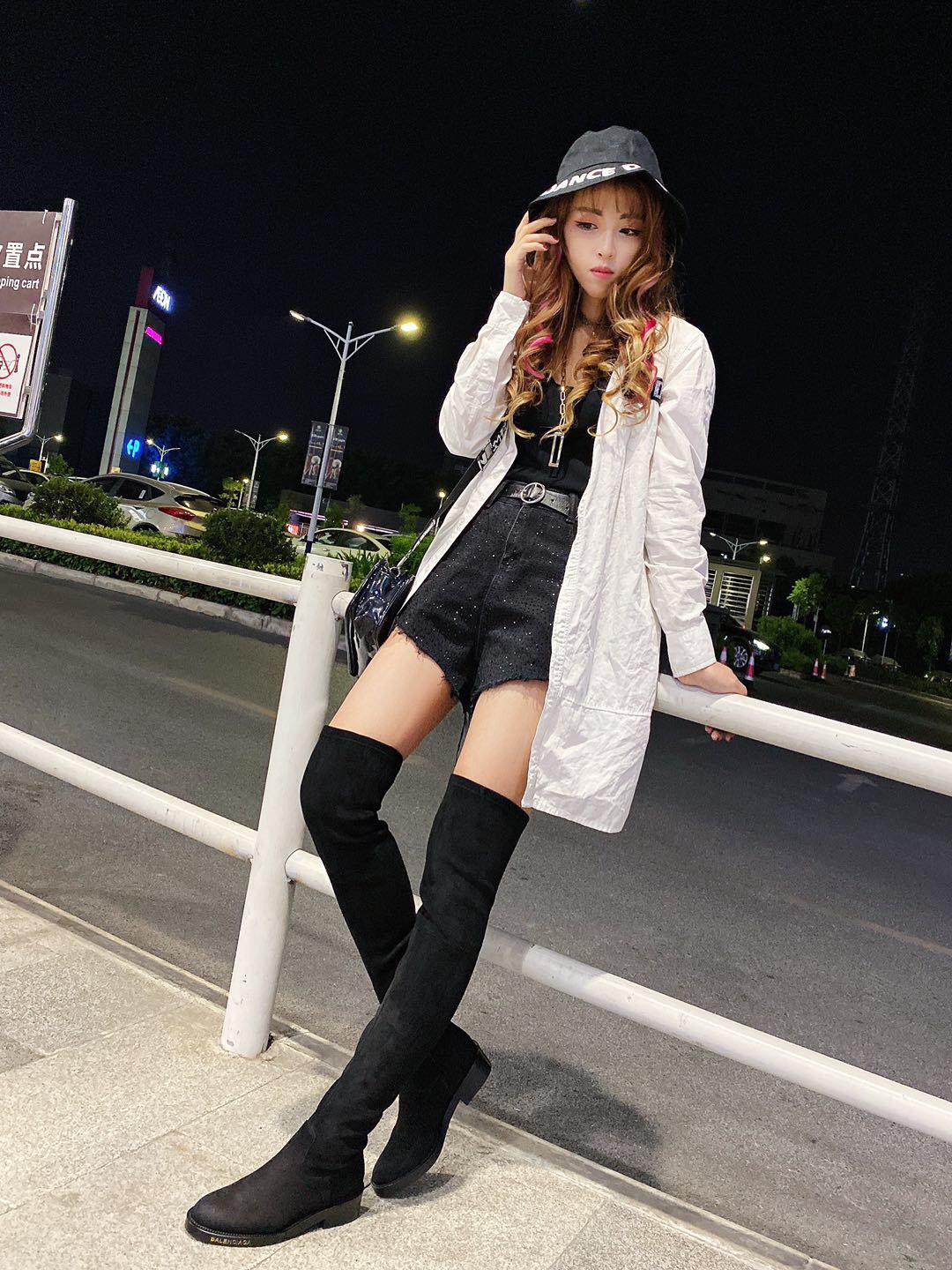 Balenciaga boot women 1 - vstockx