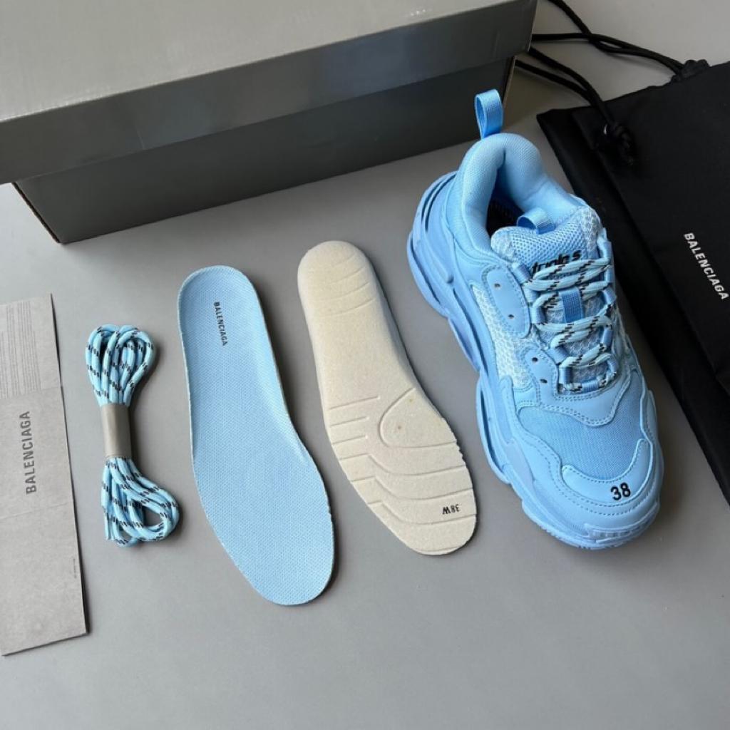 Balenciaga Triple S Light Blue (W) - vstockx