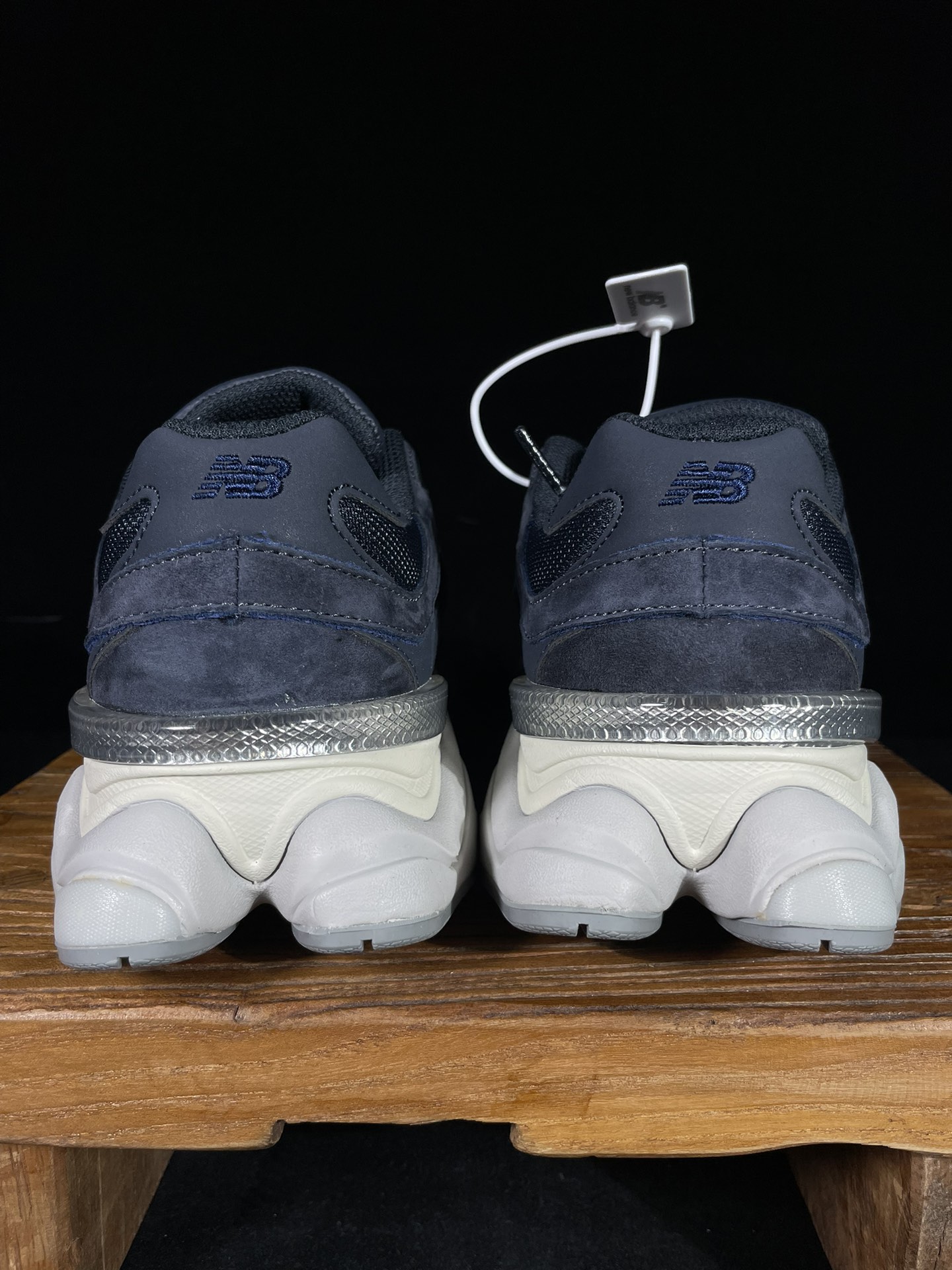 New Balance 9060 Eclipse - vstockx