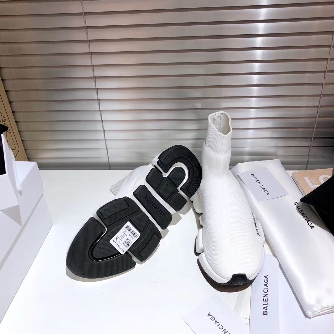 Balenciaga Speed 2.0 White Black - vstockx
