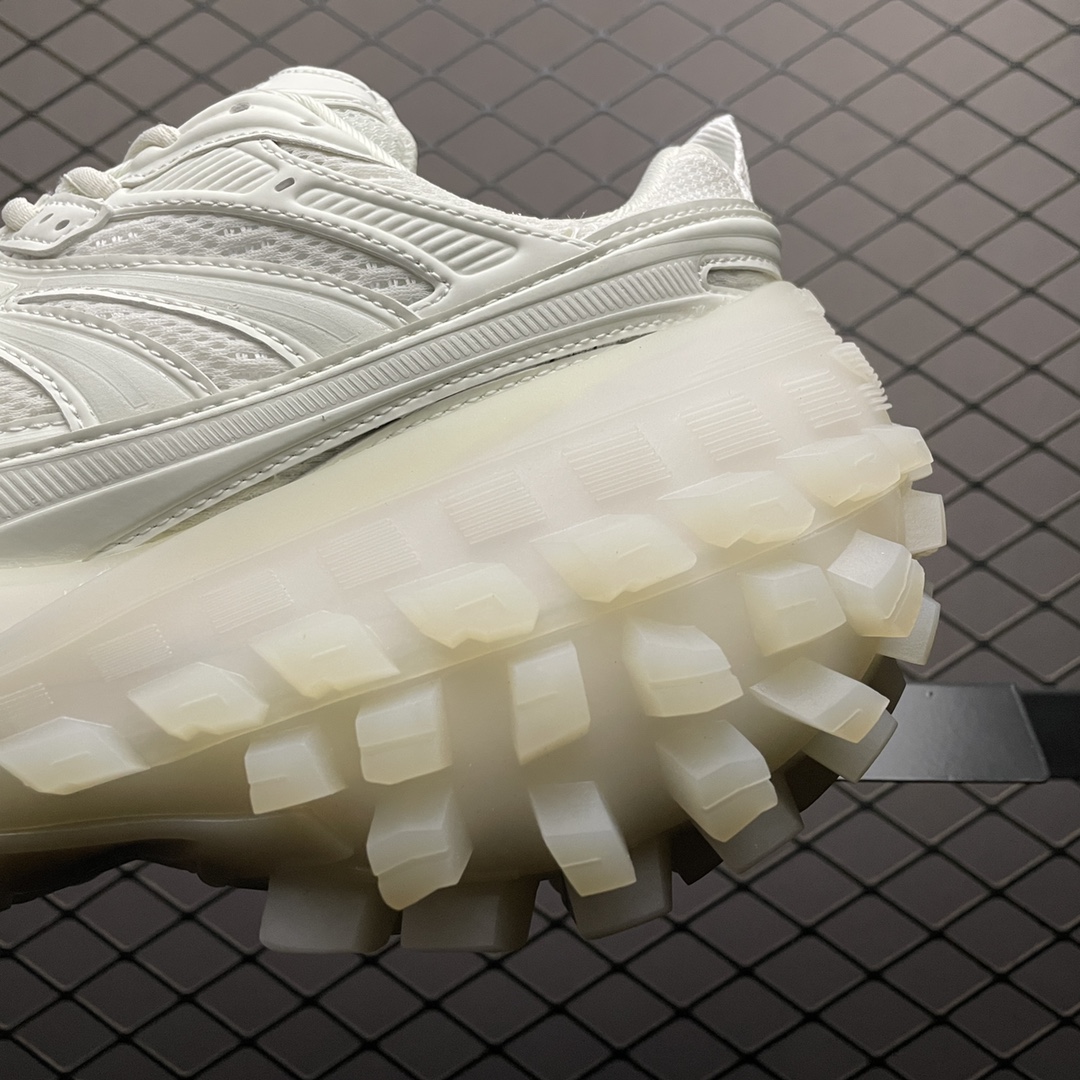 Balenciaga Defender White - vstockx