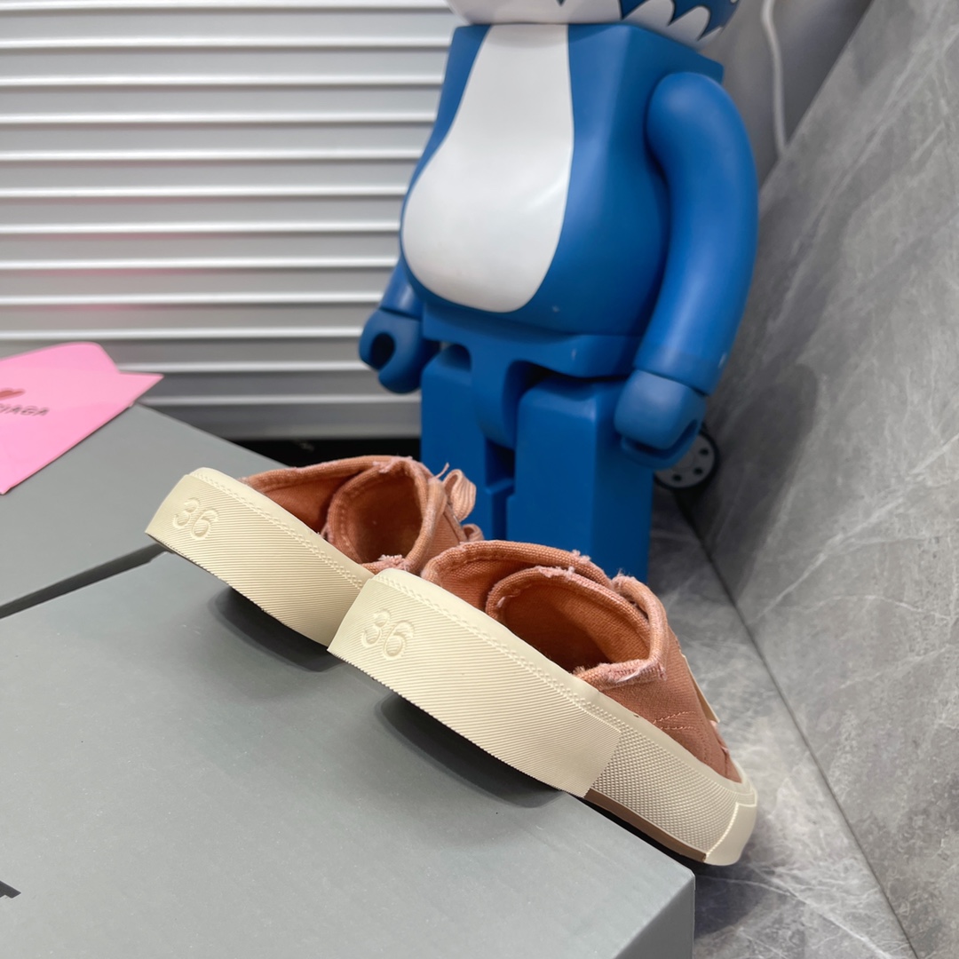 Balenciaga Paris Sneaker 2 - vstockx