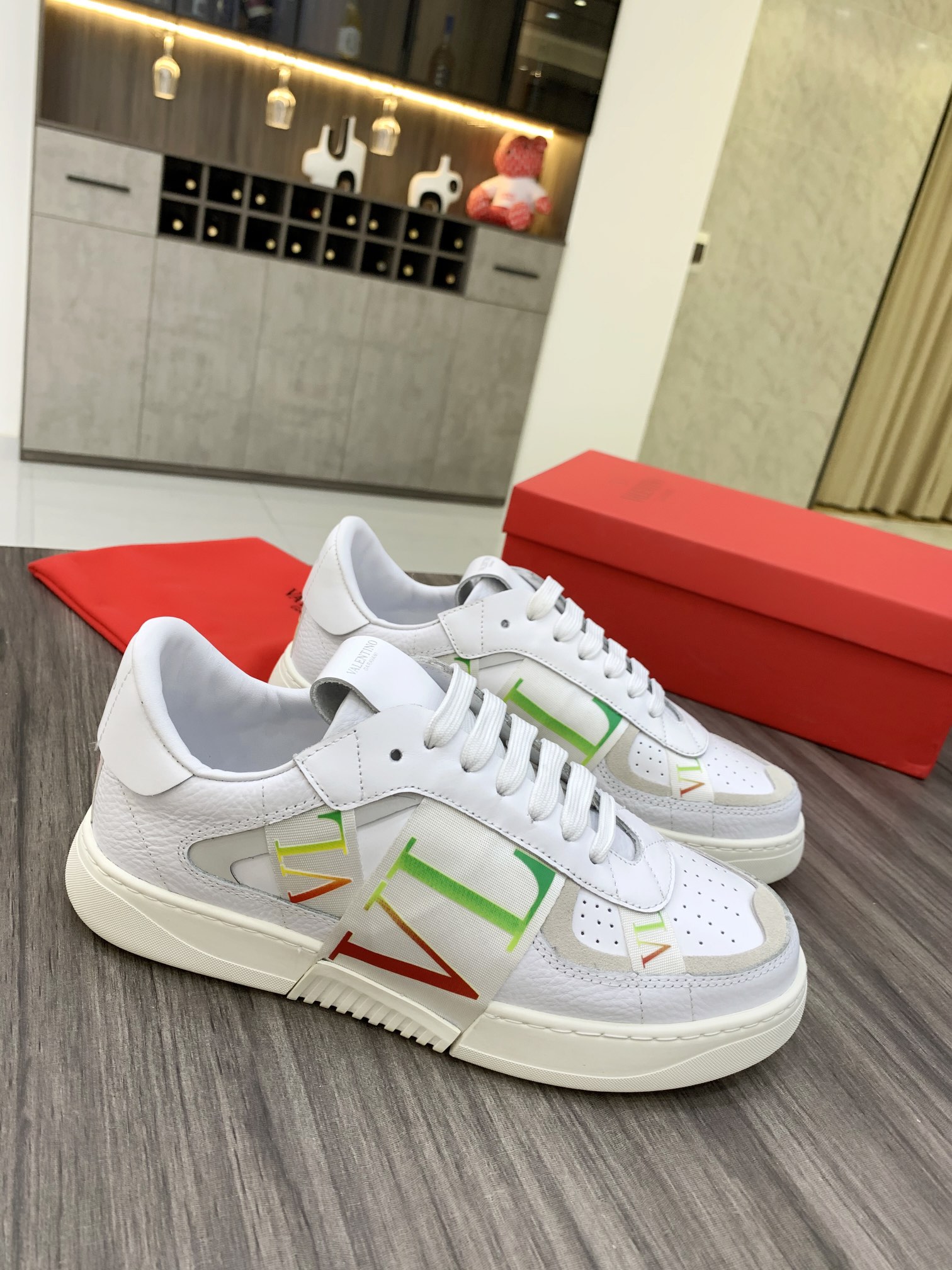 Valentino Garavani VL7N low-top sneakers 11 - vstockx