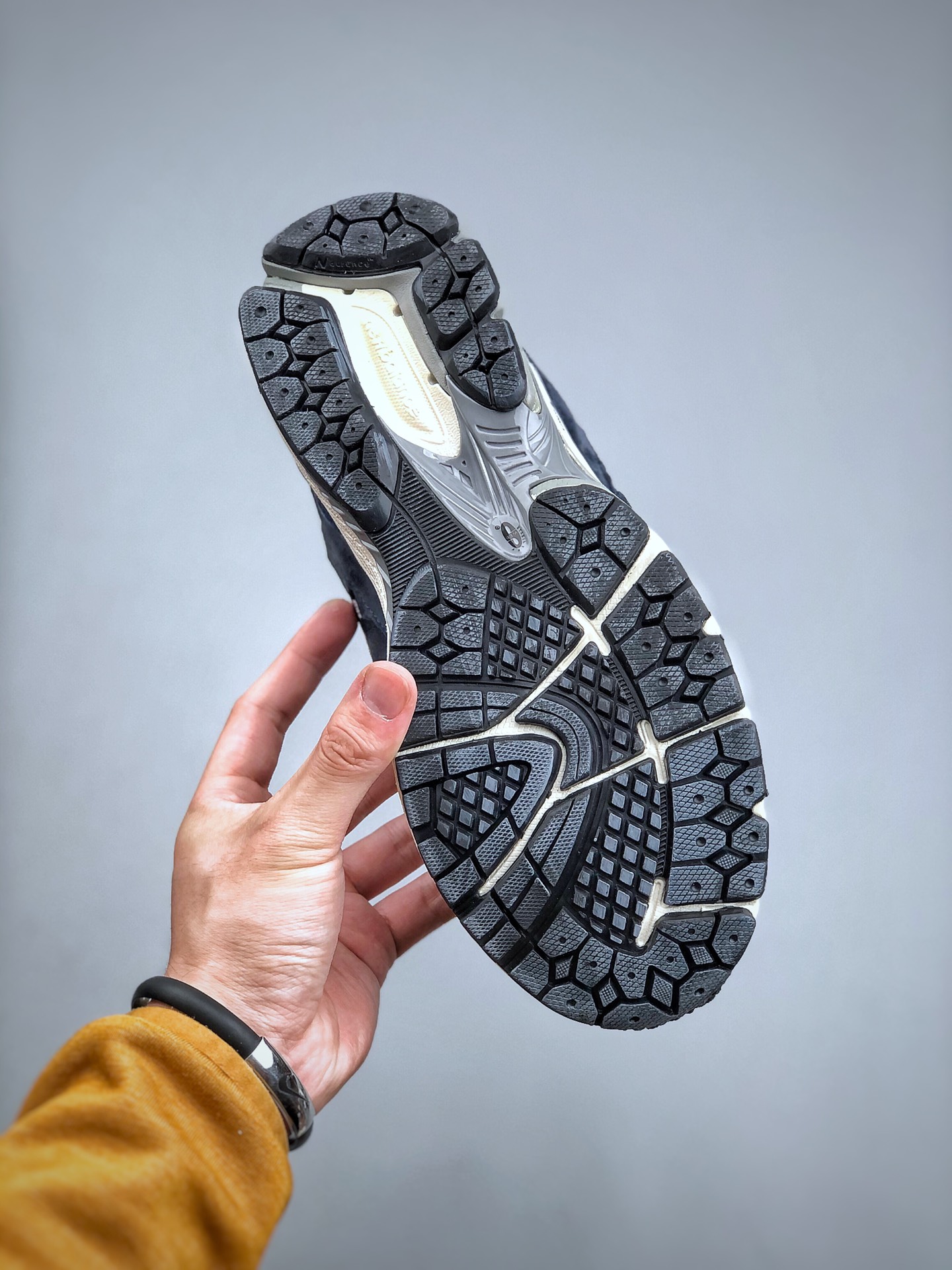 New Balance 2002R Protection Pack Dark Navy - vstockx