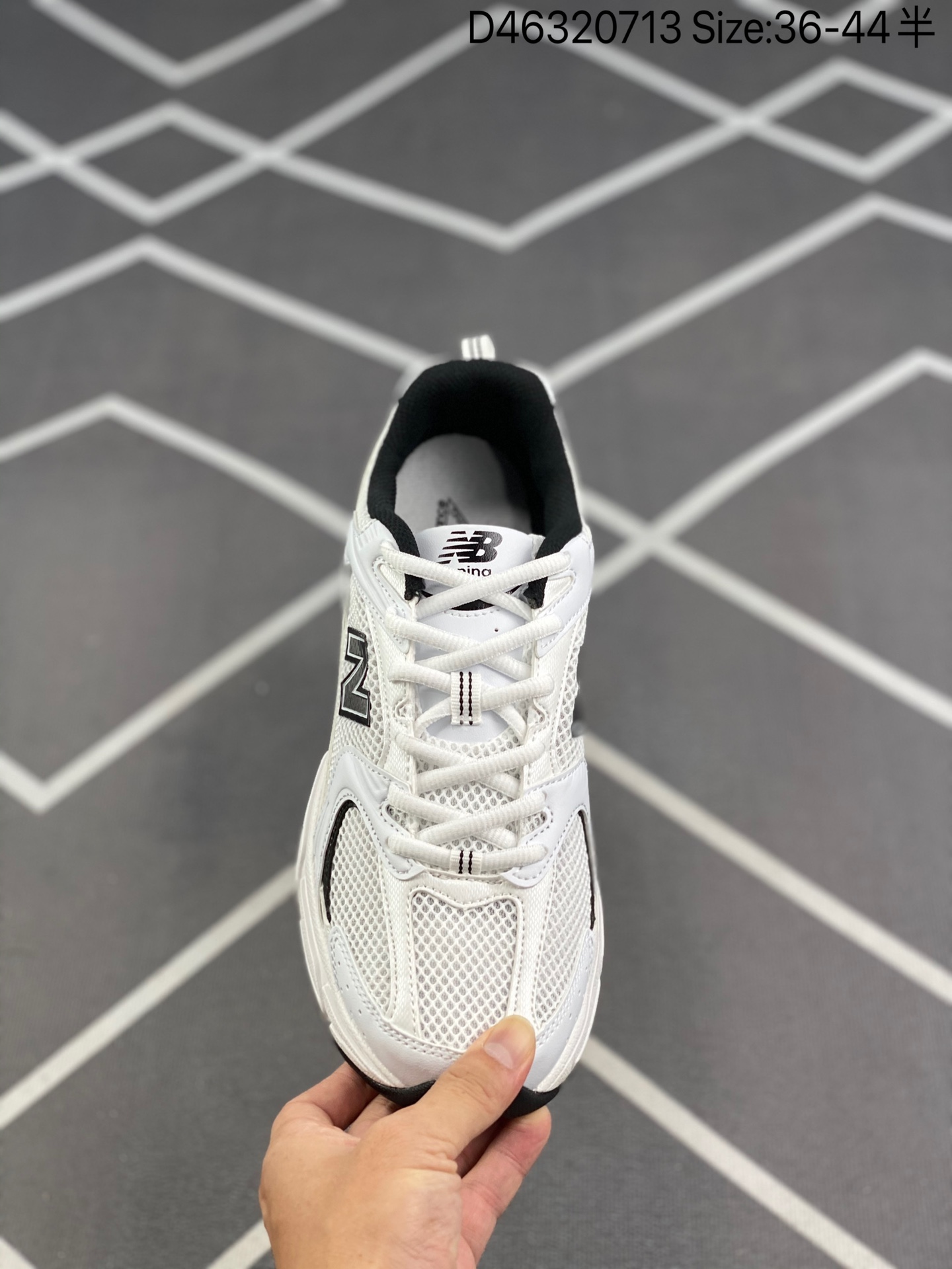 New Balance 530 White Black Details - vstockx