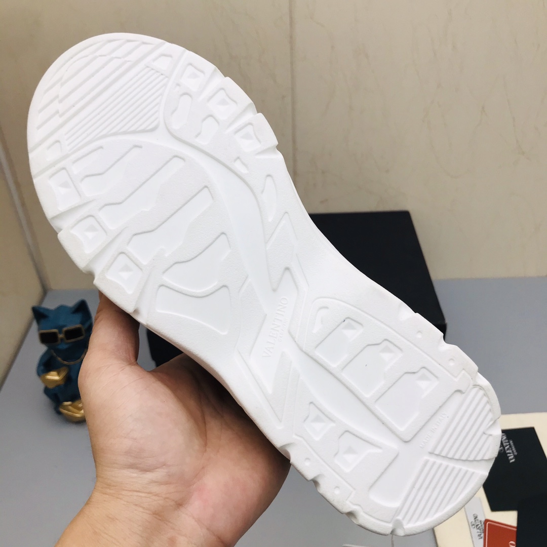 Valentino Garavani Gumboy low-top sneakers 24 - vstockx