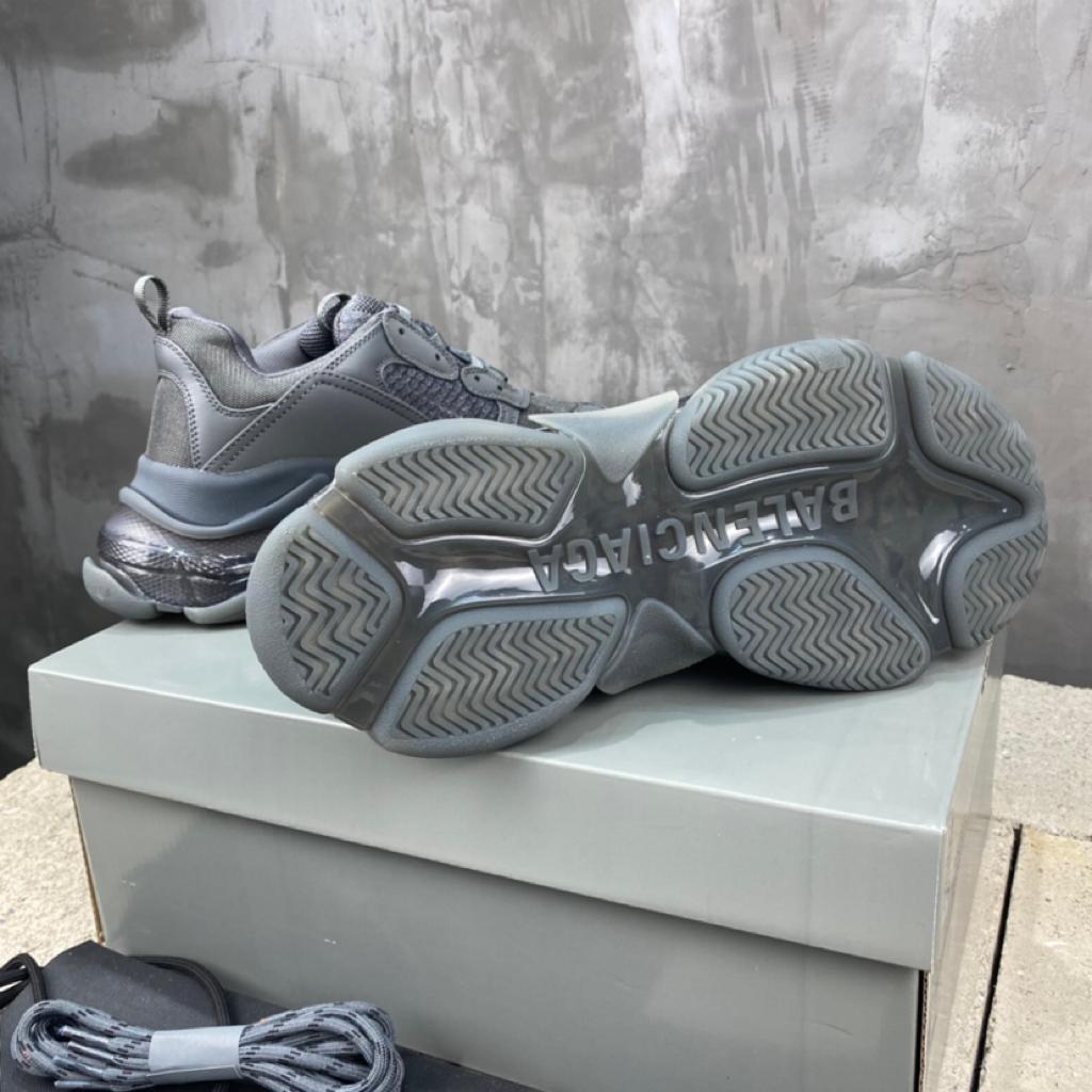 Balenciaga Triple S Clear Sole Deep Blue - vstockx