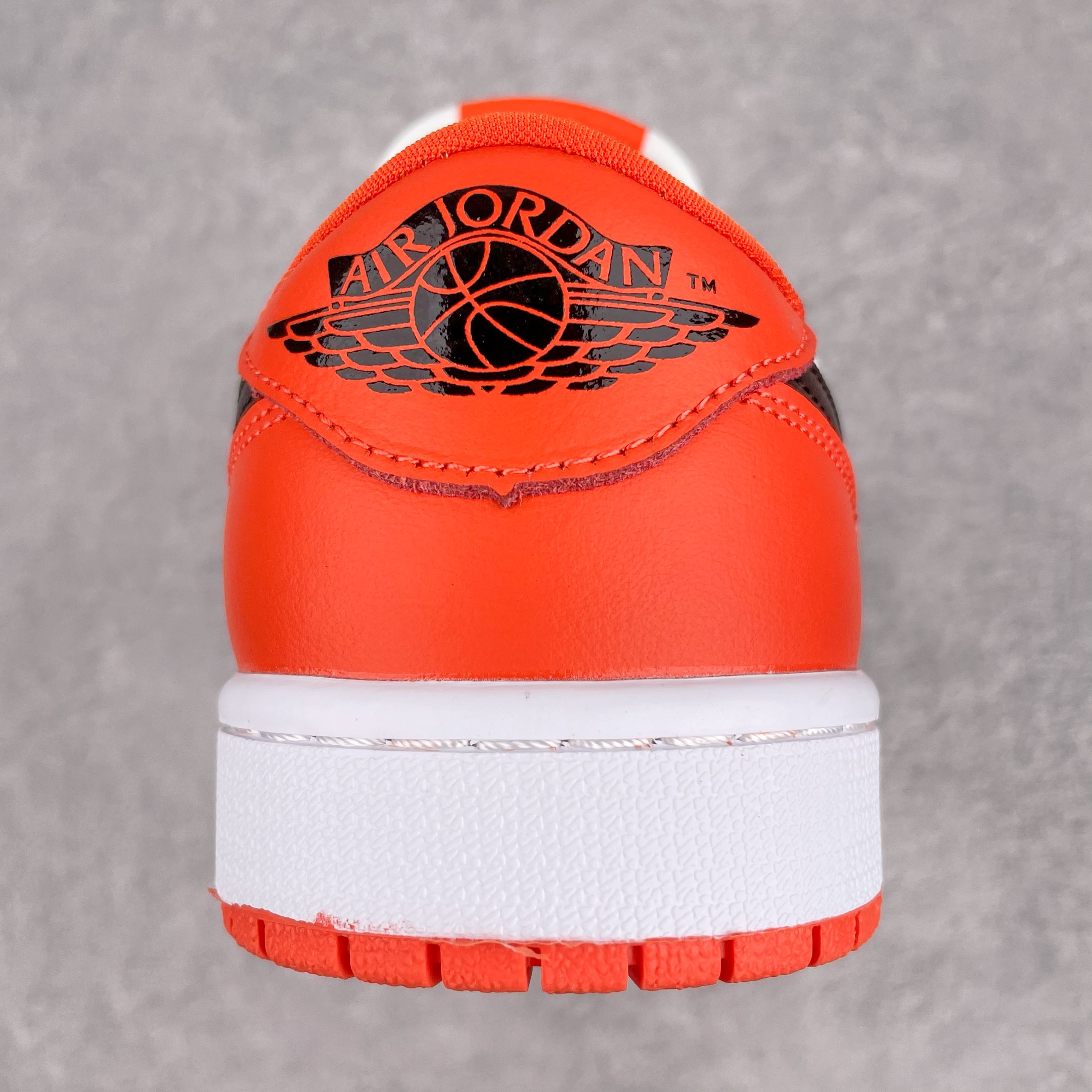 Jordan 1 Low Starfish - vstockx