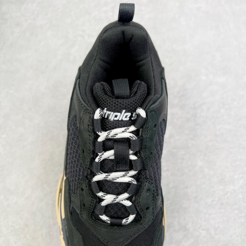 Balenciaga Triple S Black White Red (2018 Reissue) - vstockx