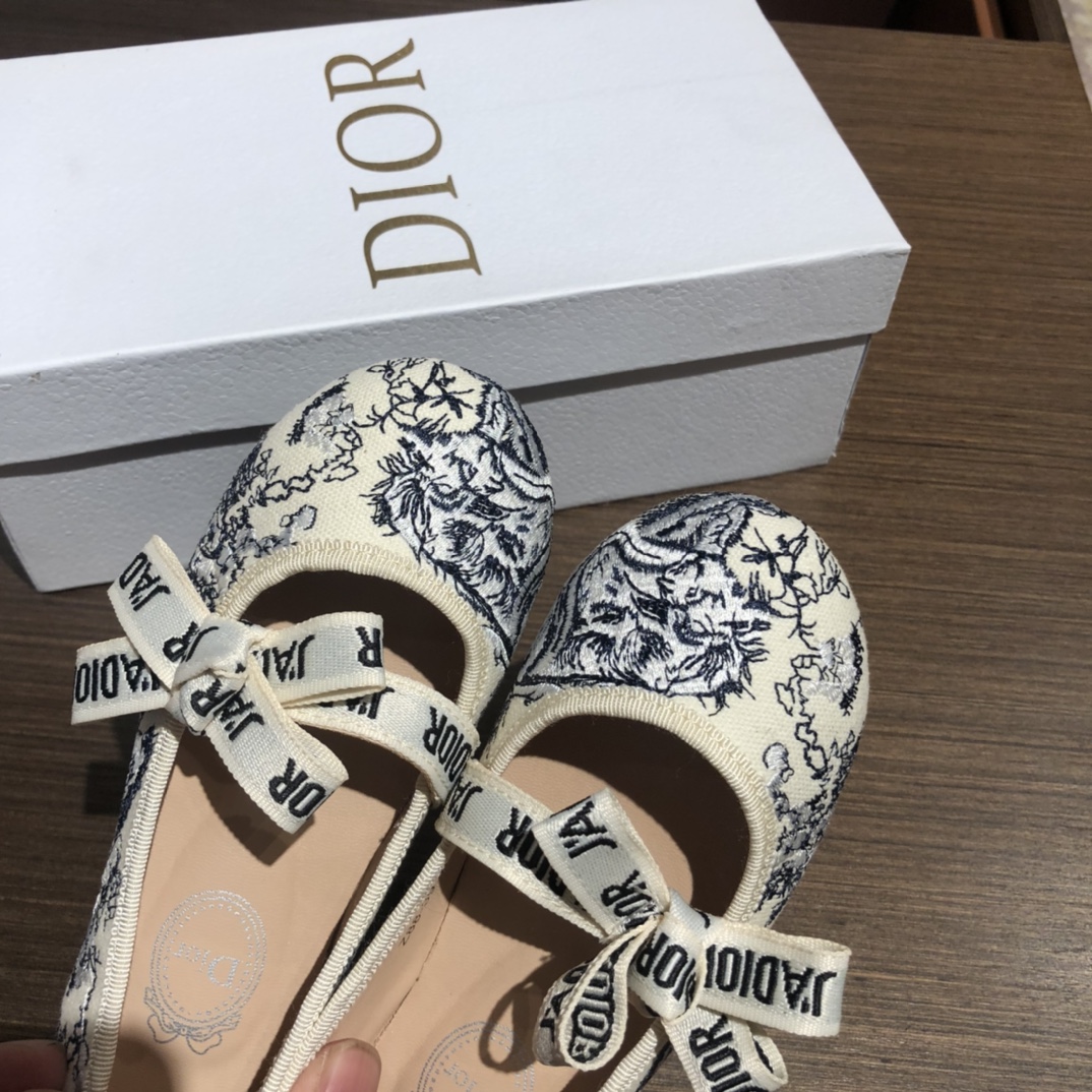 Shoes Kids - vstockx
