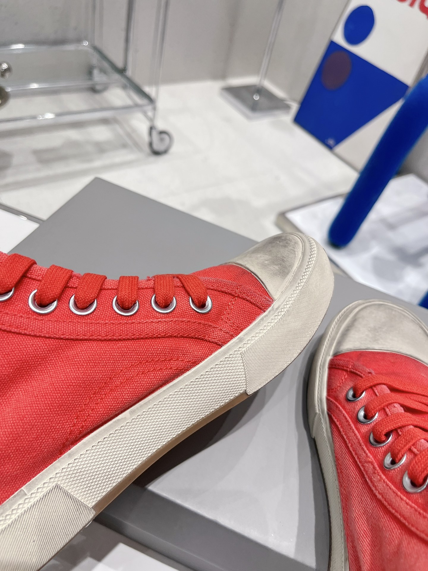 Balenciaga Paris Sneaker 3 - vstockx