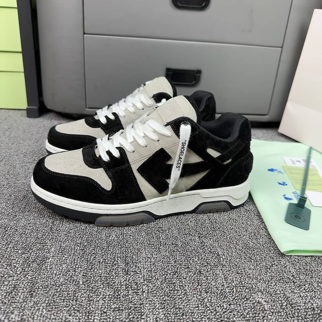 OFF-WHITE Out Of Office OOO Low Tops White Black White - vstockx