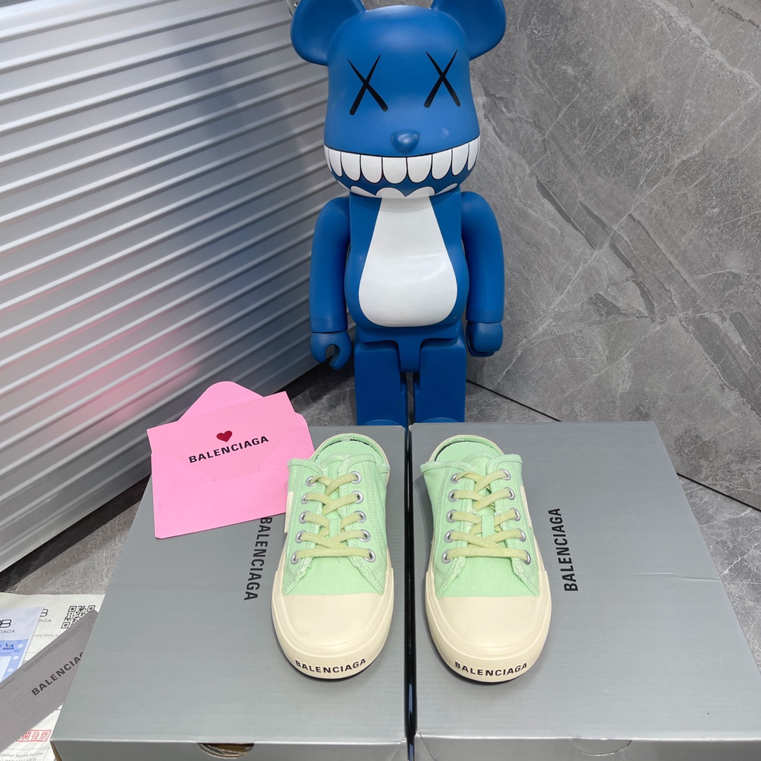 Balenciaga Paris Sneaker 2 - vstockx