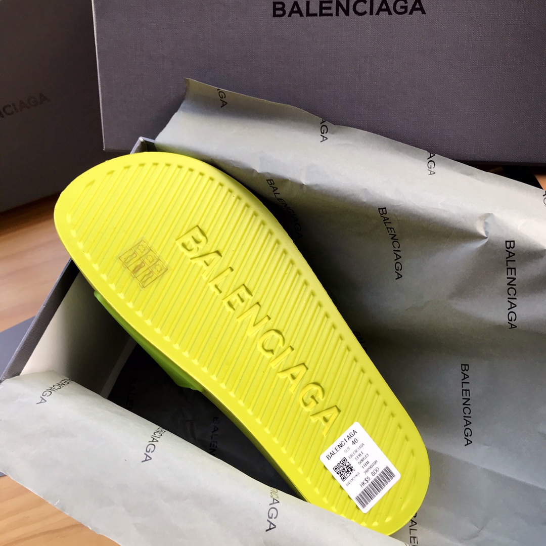 Balenciaga Slides 4 - vstockx