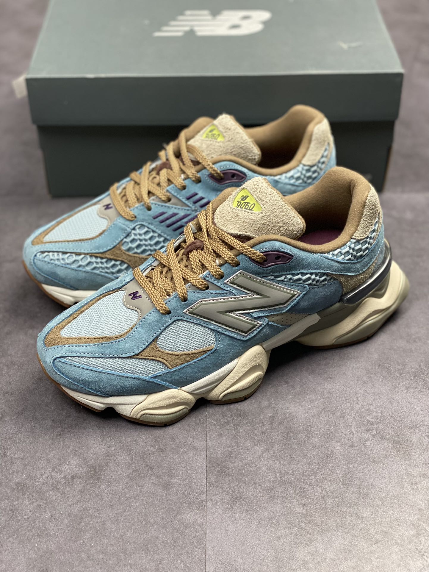 New Balance 9060 Bodega Age of Discovery - vstockx