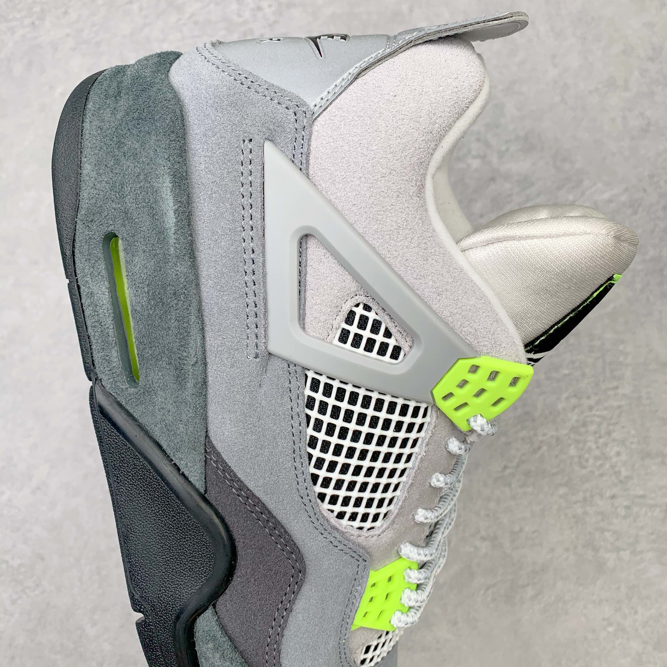 Jordan 4 Retro SE 95 Neon - vstockx