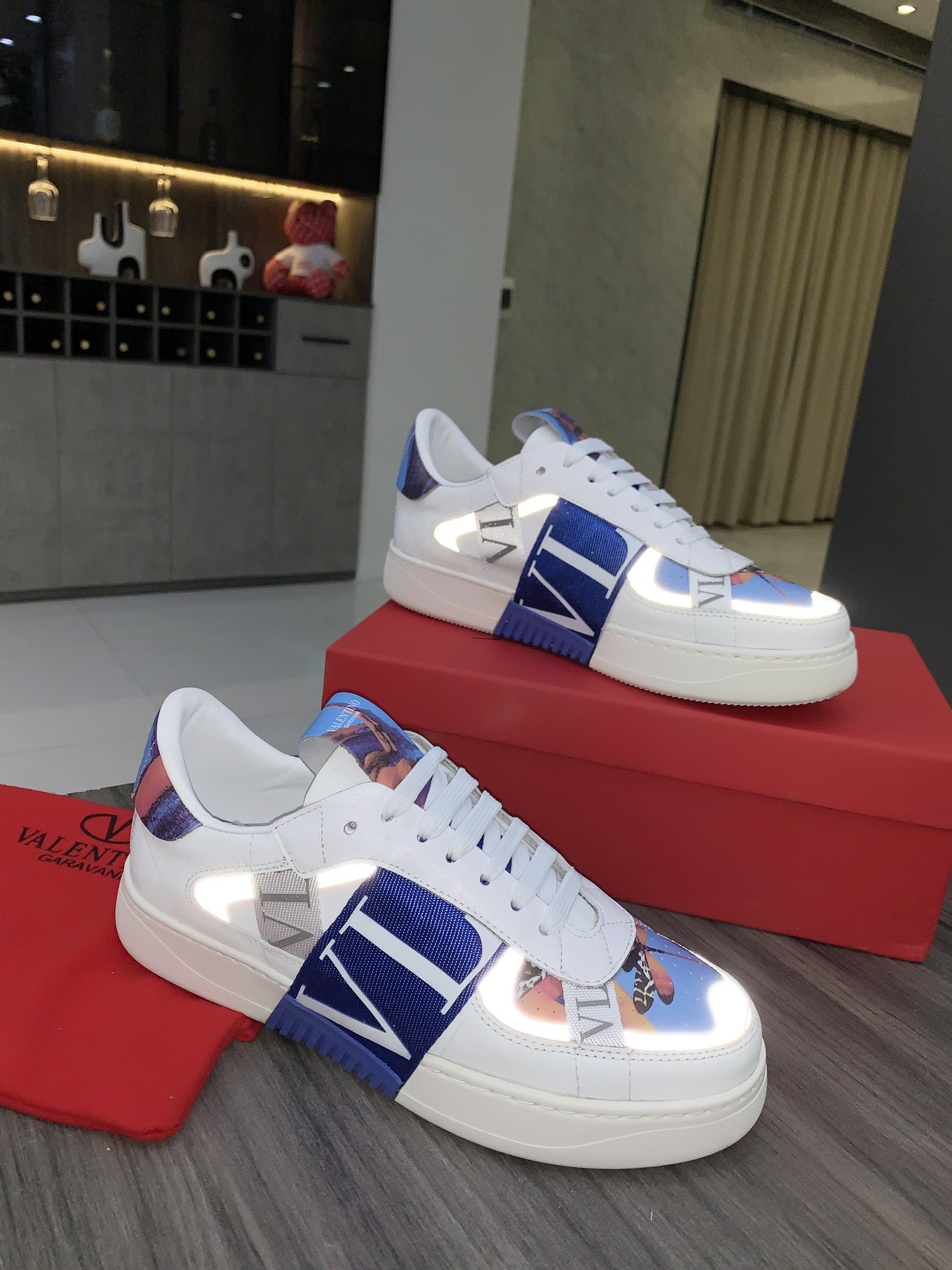 Valentino Garavani VL7N low-top sneakers 1 - vstockx
