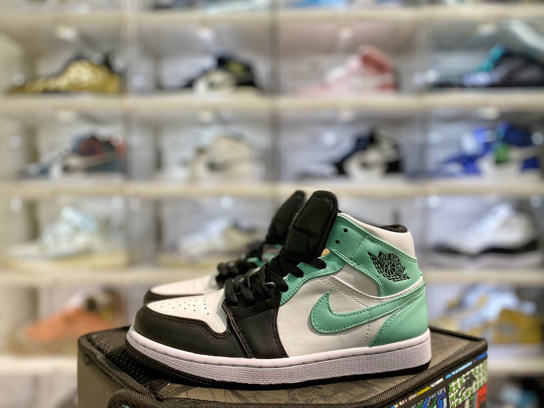 Jordan 1 Mid Tropical Twist Igloo - vstockx