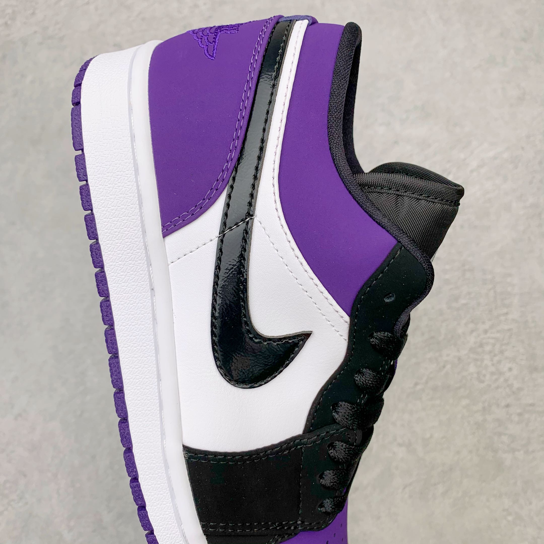 Jordan 1 Low Court Purple - vstockx