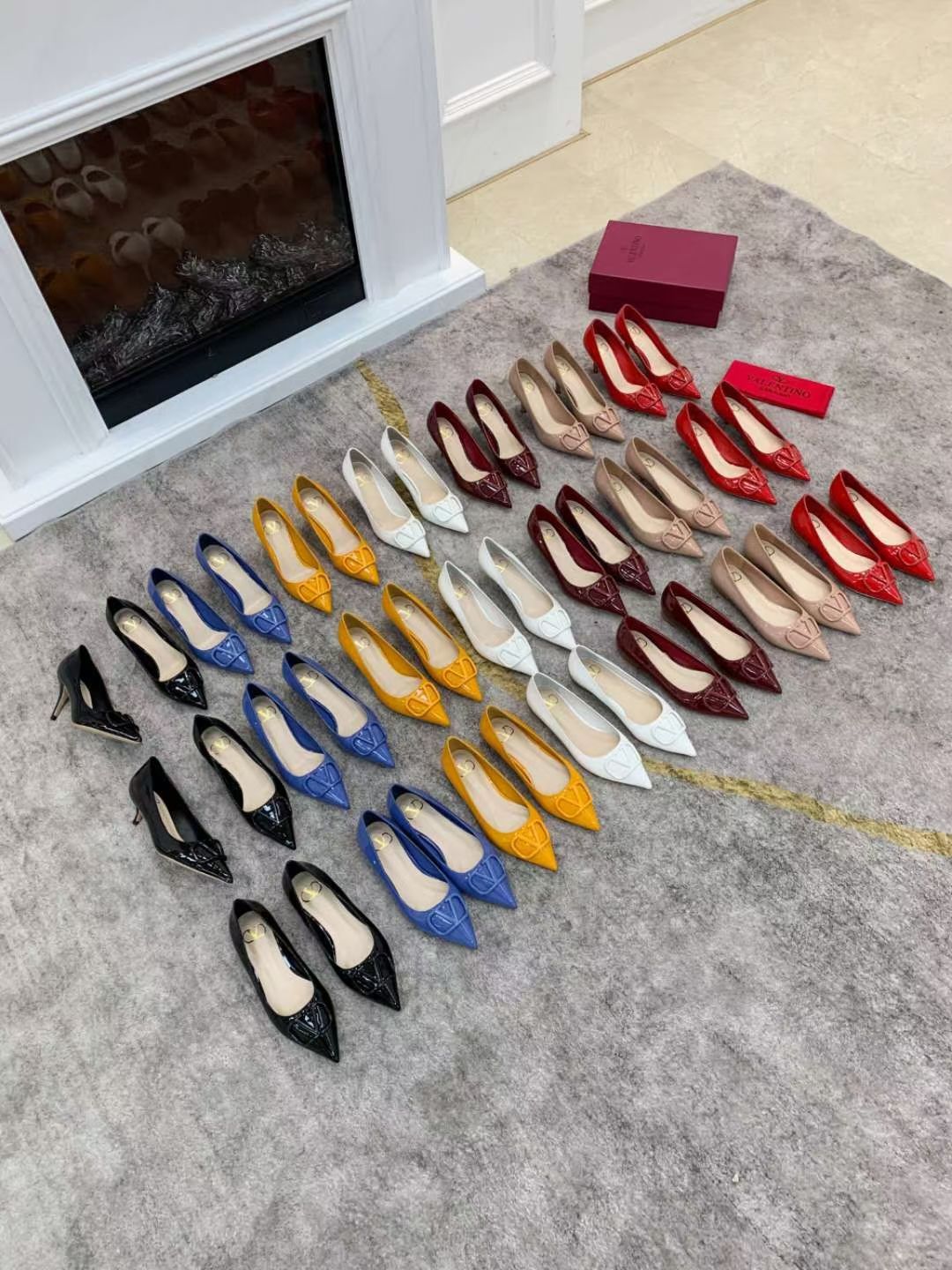 VALENTINO GARAVANI VLogo Signature WOMEN 21 - vstockx