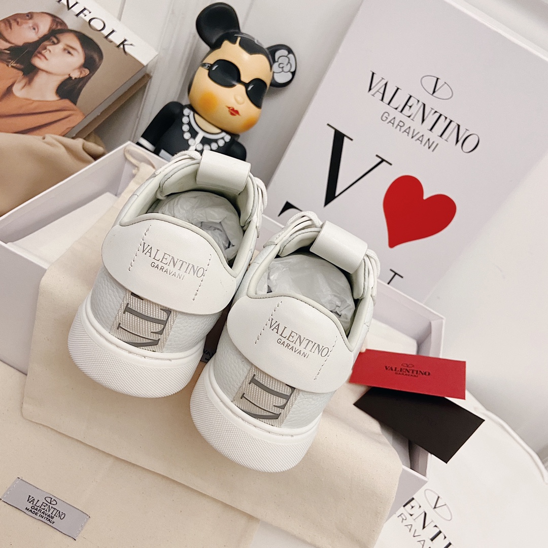 VALENTINO GARAVANI VL7N WOMEN Sneaker 4 - vstockx