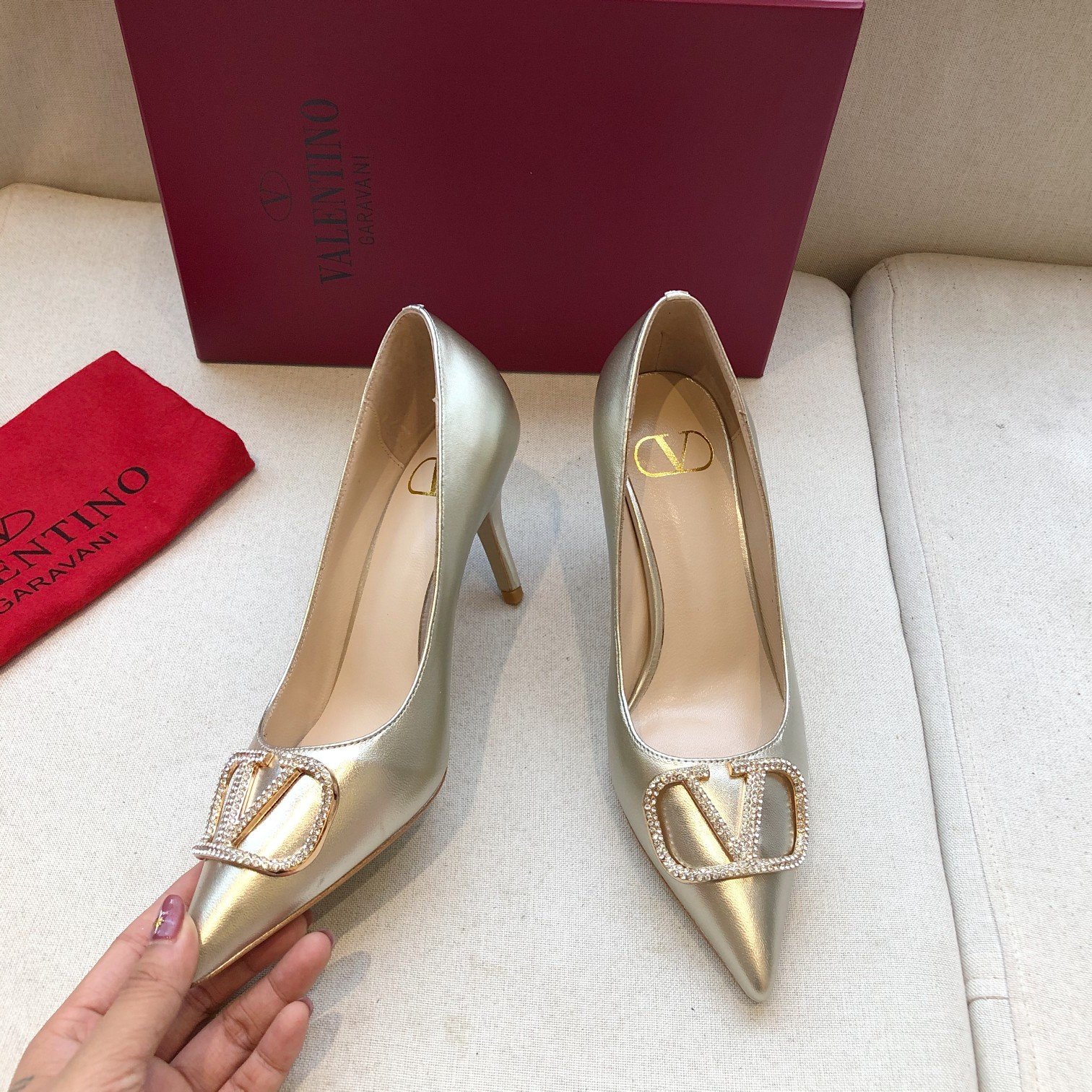 VALENTINO GARAVANI Roman Stud BOOT WOMEN 32 - vstockx