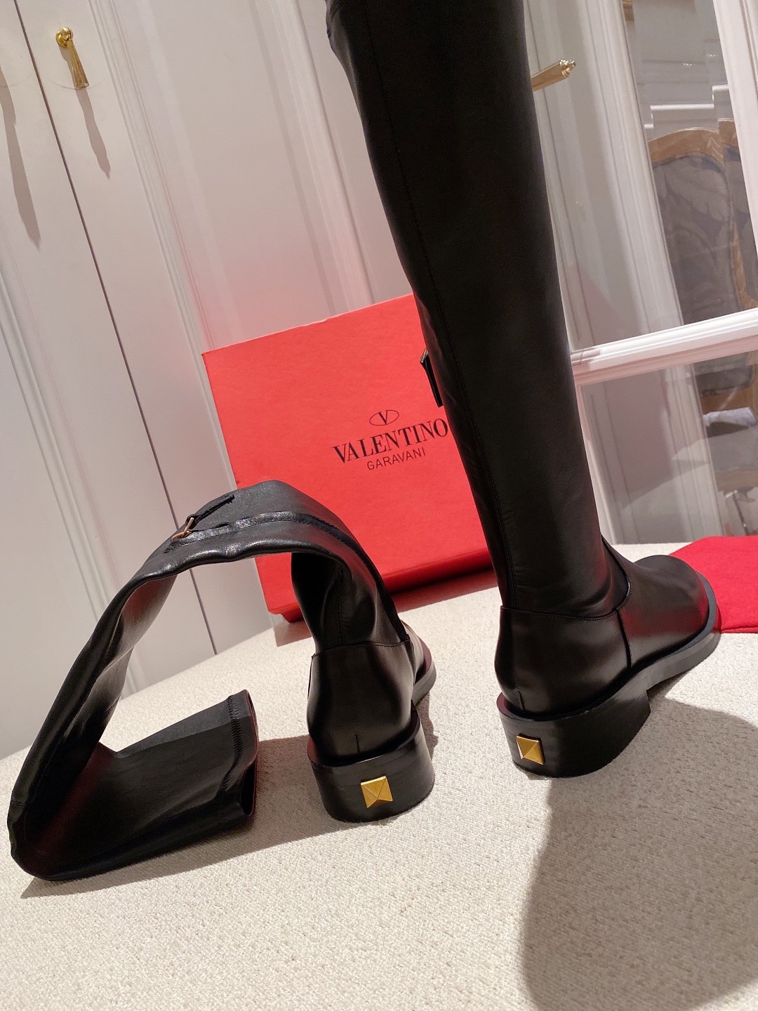 VALENTINO GARAVANI Roman Stud WOMEN 22 - vstockx