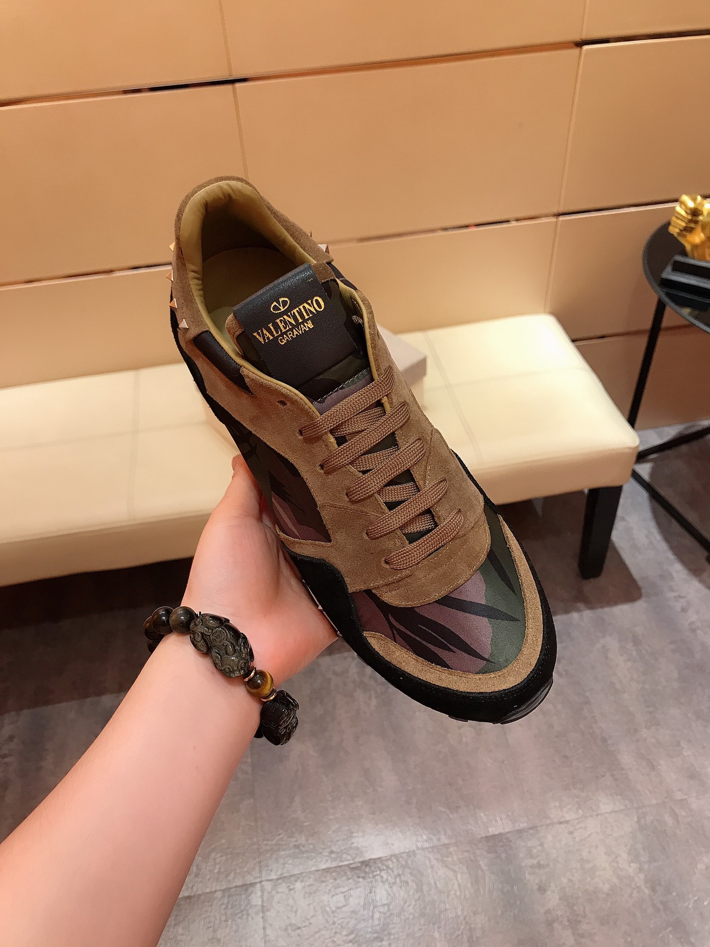 Valentino Garavani Rockrunner camouflage-print sneakers 24 - vstockx