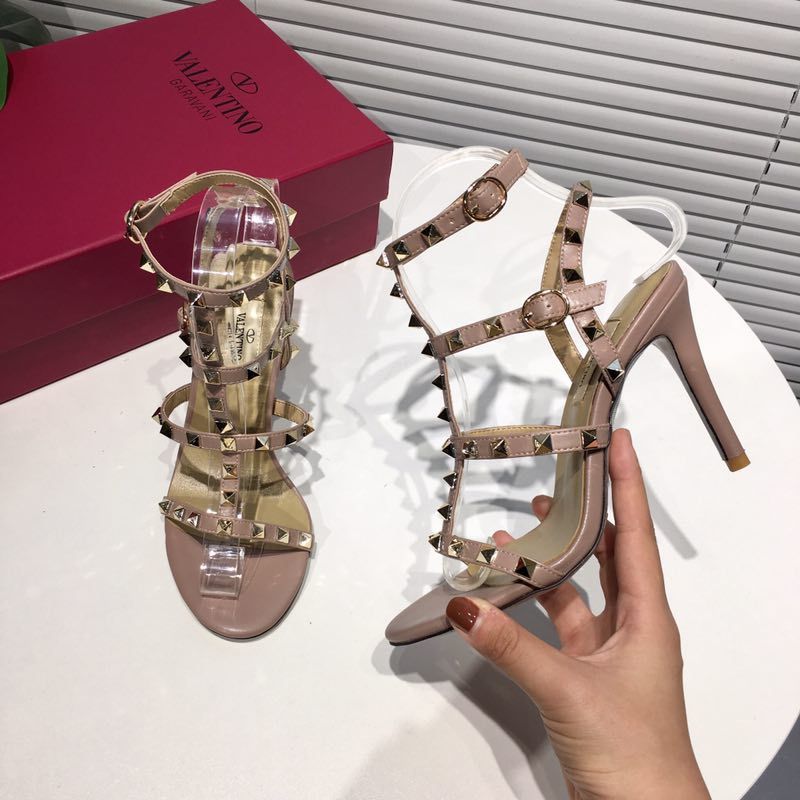 VALENTINO GARAVANI Rockstud WOMEN 36 - vstockx