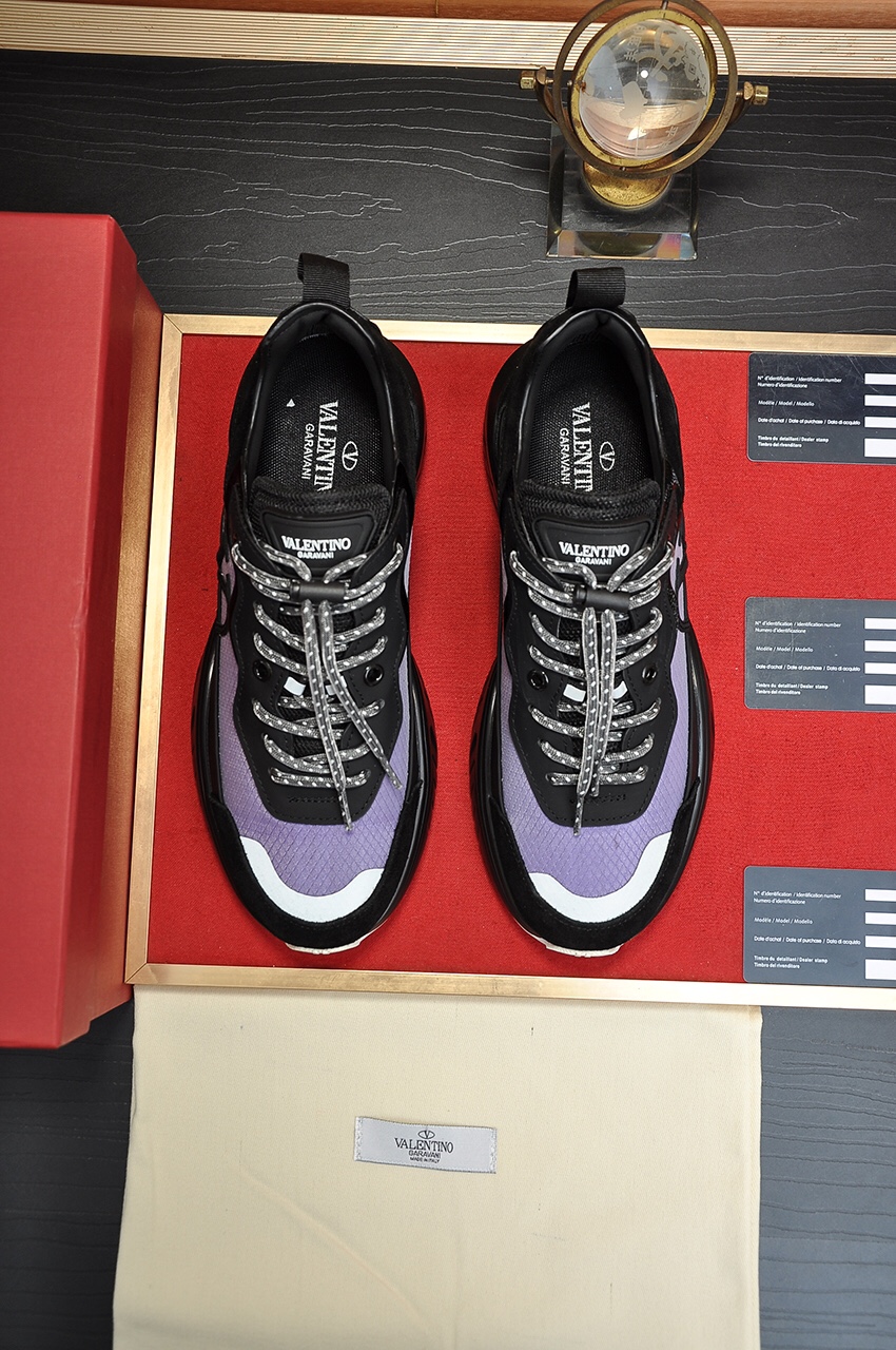 Valentino Garavani Low-top sneakers 23 - vstockx