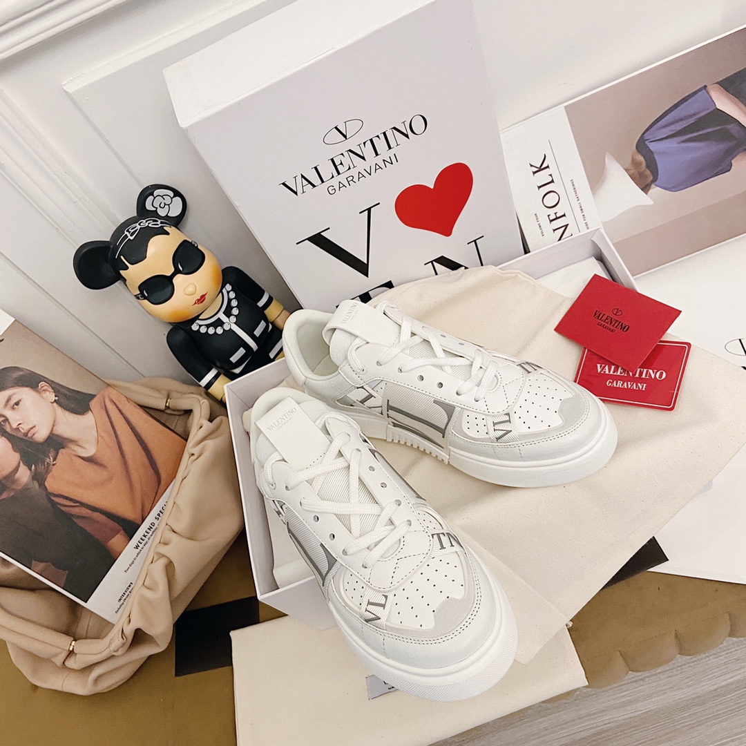 VALENTINO GARAVANI VL7N WOMEN Sneaker 4 - vstockx