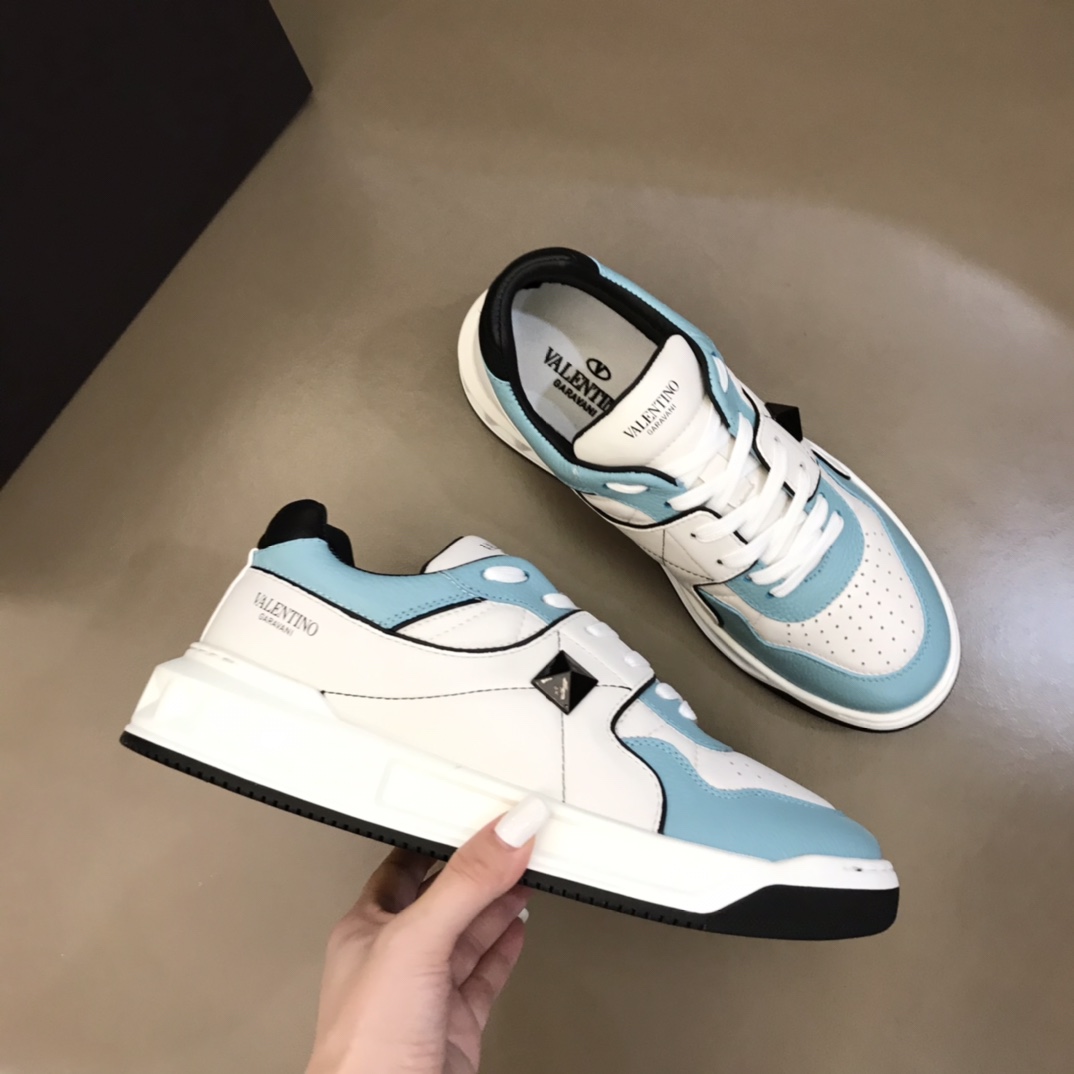 Valentino Garavani One Stud Low-top sneakers 12 - vstockx