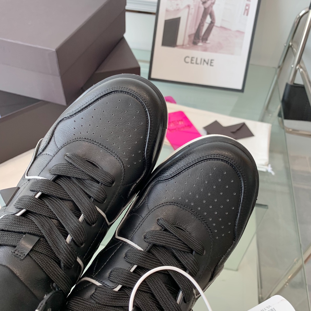 VALENTINO GARAVANI ONE STUD SNEAKER 6 - vstockx