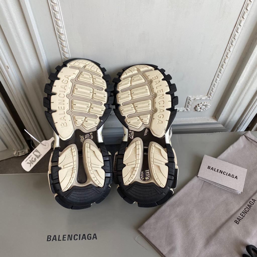 Balenciaga Track.2 Beige - vstockx