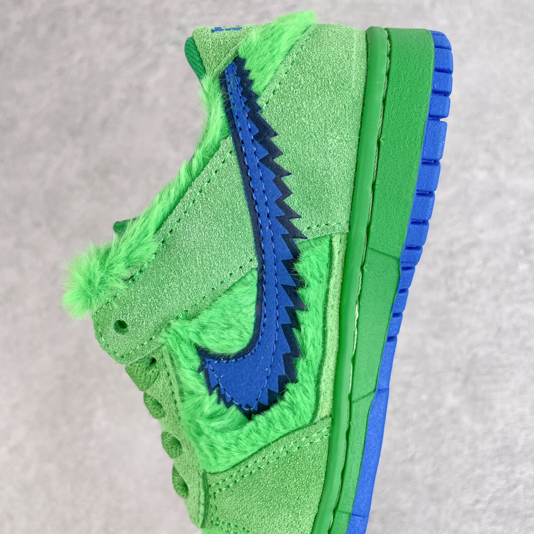 Kids NK dunk shoes 6 - vstockx