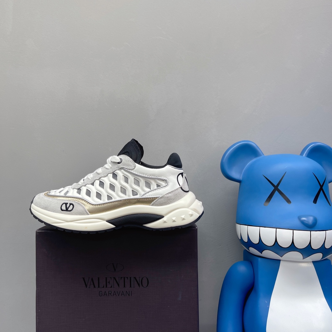 VALENTINO GARAVANI Ready Go Runner Sneaker 2 - vstockx