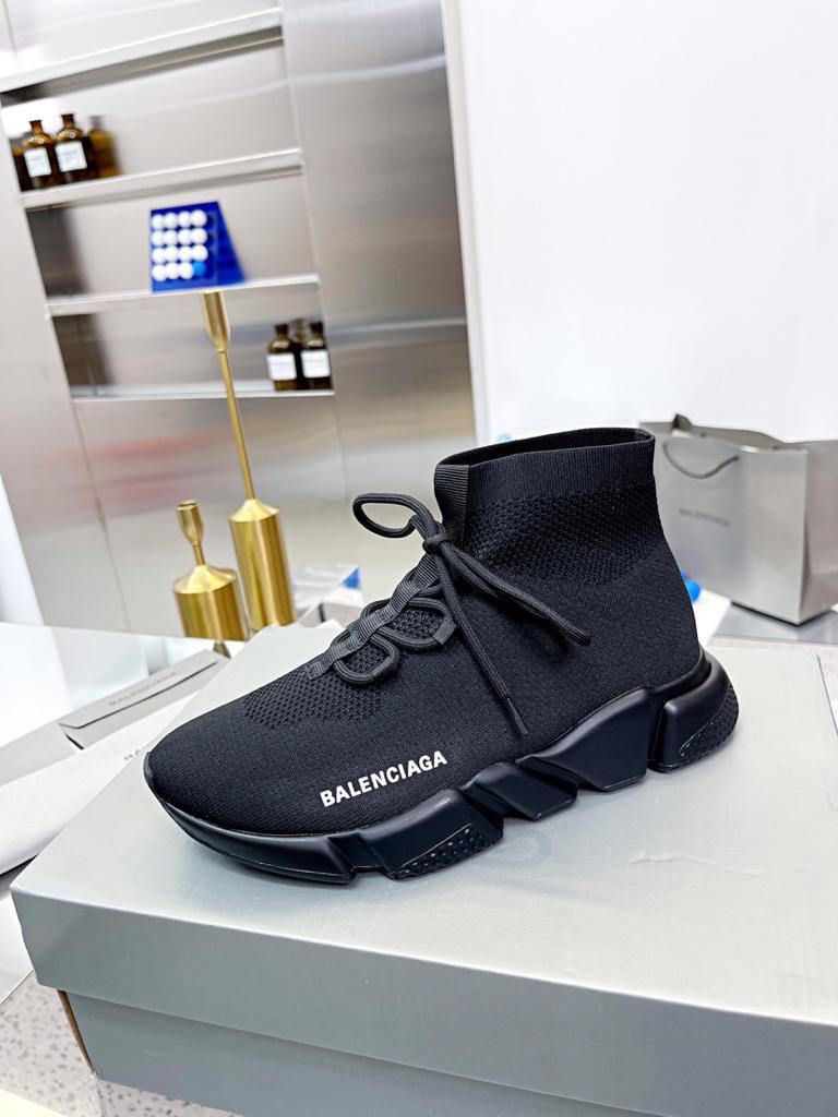 Balenciaga Speed Trainer Lace Up Black - vstockx