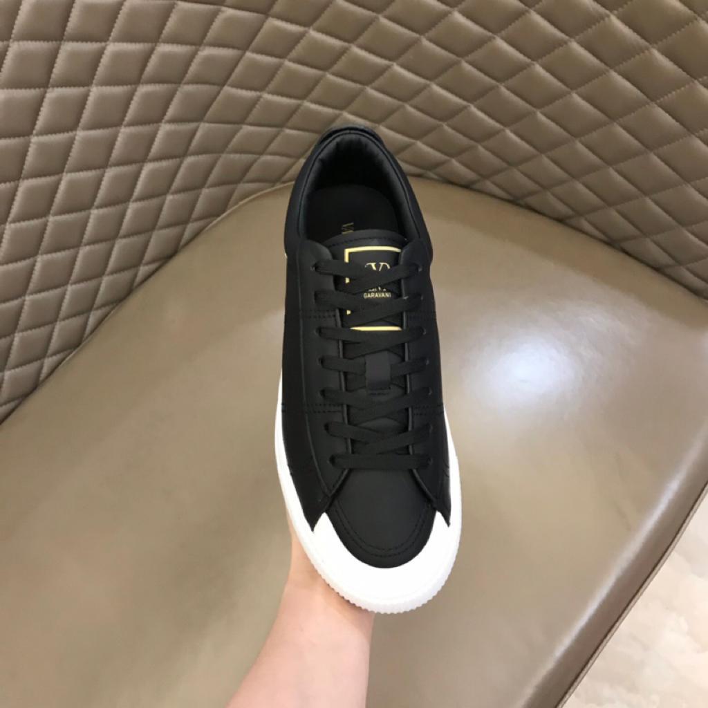 Valentino Garavani 236 - vstockx