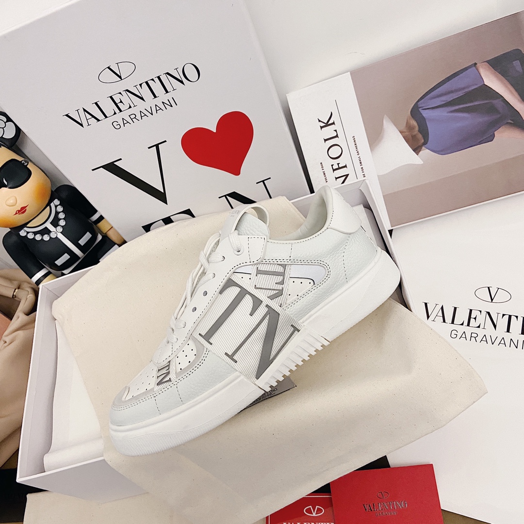VALENTINO GARAVANI VL7N WOMEN Sneaker 4 - vstockx