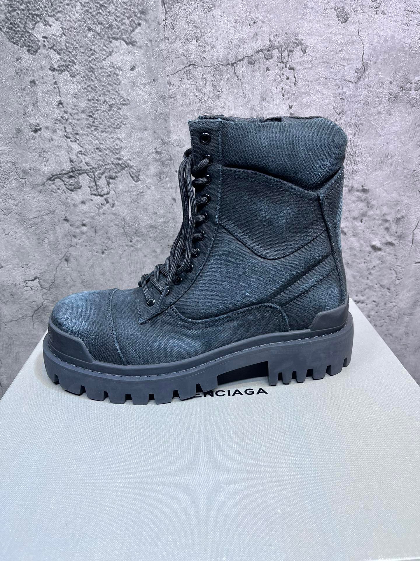 Balenciaga Combat Strike Canvas Combat Boots In Black Cotton - vstockx