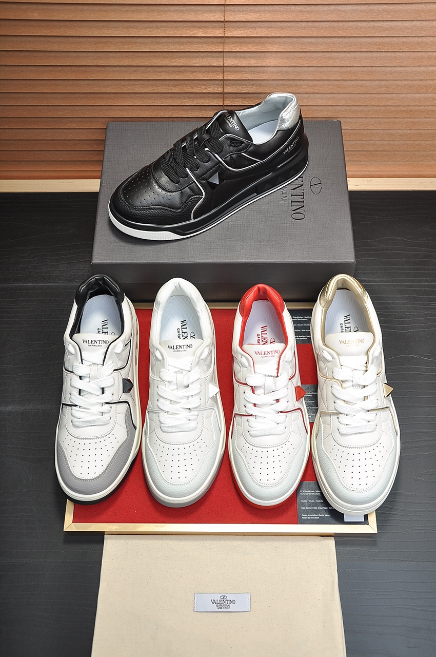 Valentino Garavani One Stud Low-top sneakers 6 - vstockx