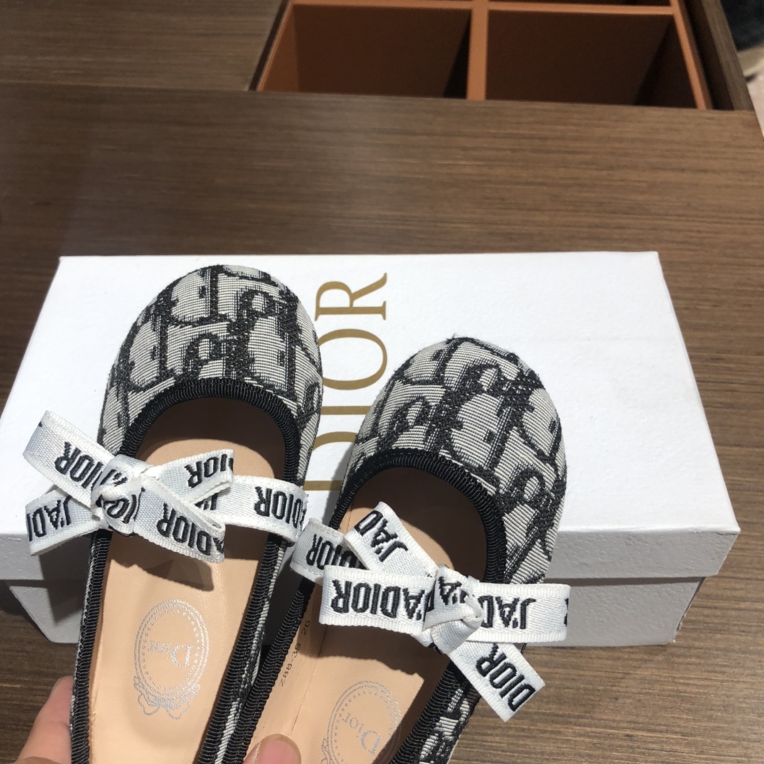 Shoes Kids - vstockx