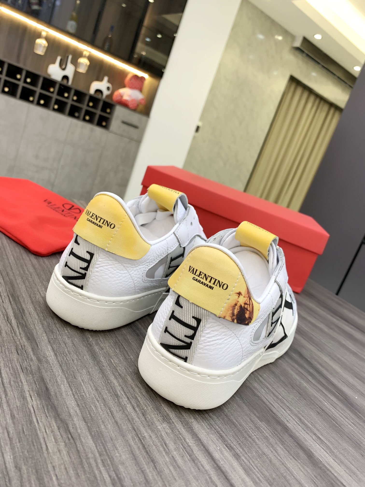 Valentino Garavani VL7N low-top sneakers 14 - vstockx