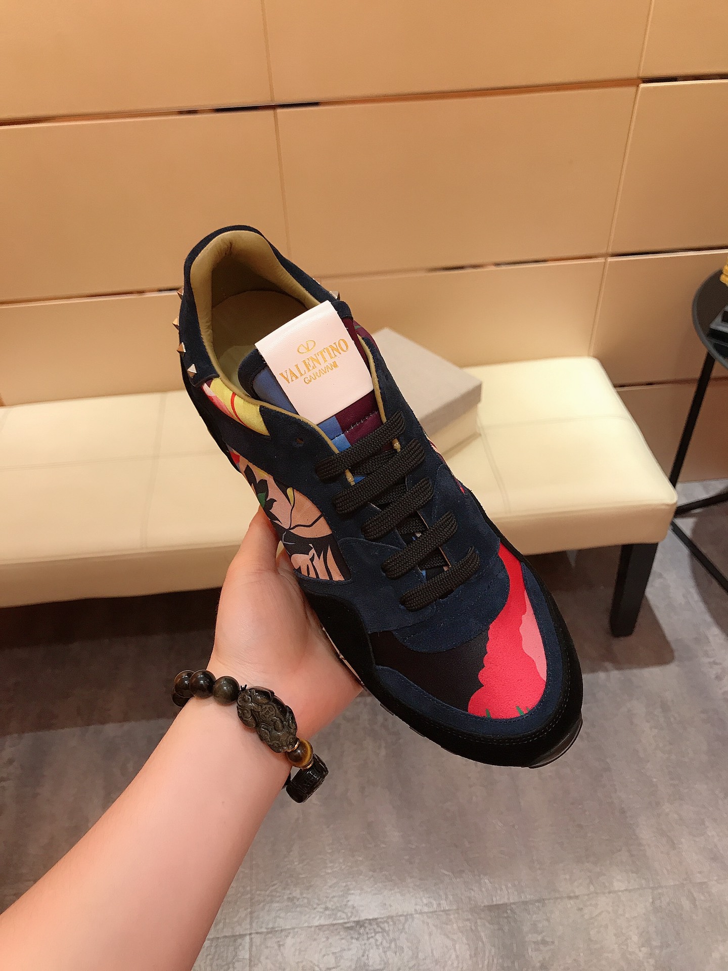 Valentino Garavani Rockrunner camouflage-print sneakers 21 - vstockx