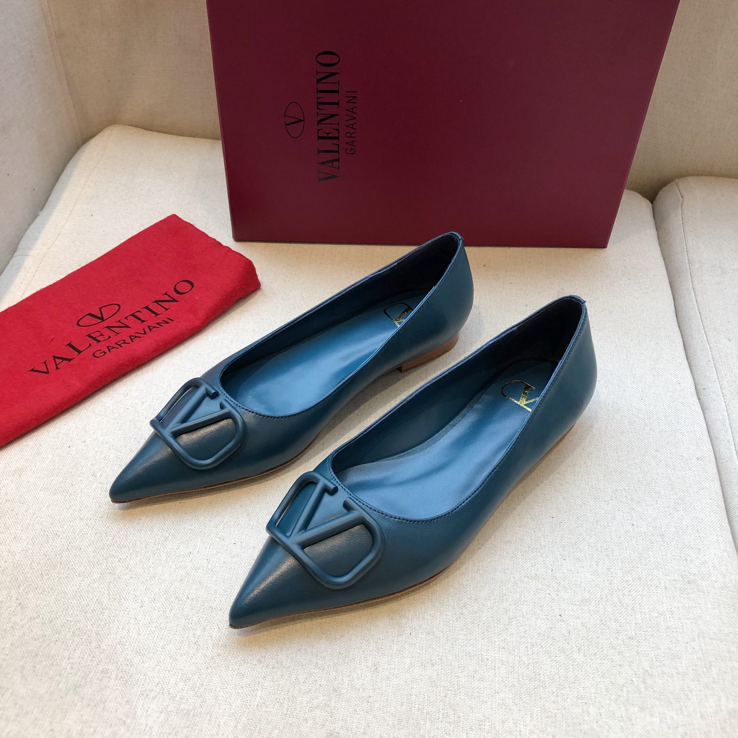 VALENTINO GARAVANI Roman Stud BOOT WOMEN 32 - vstockx