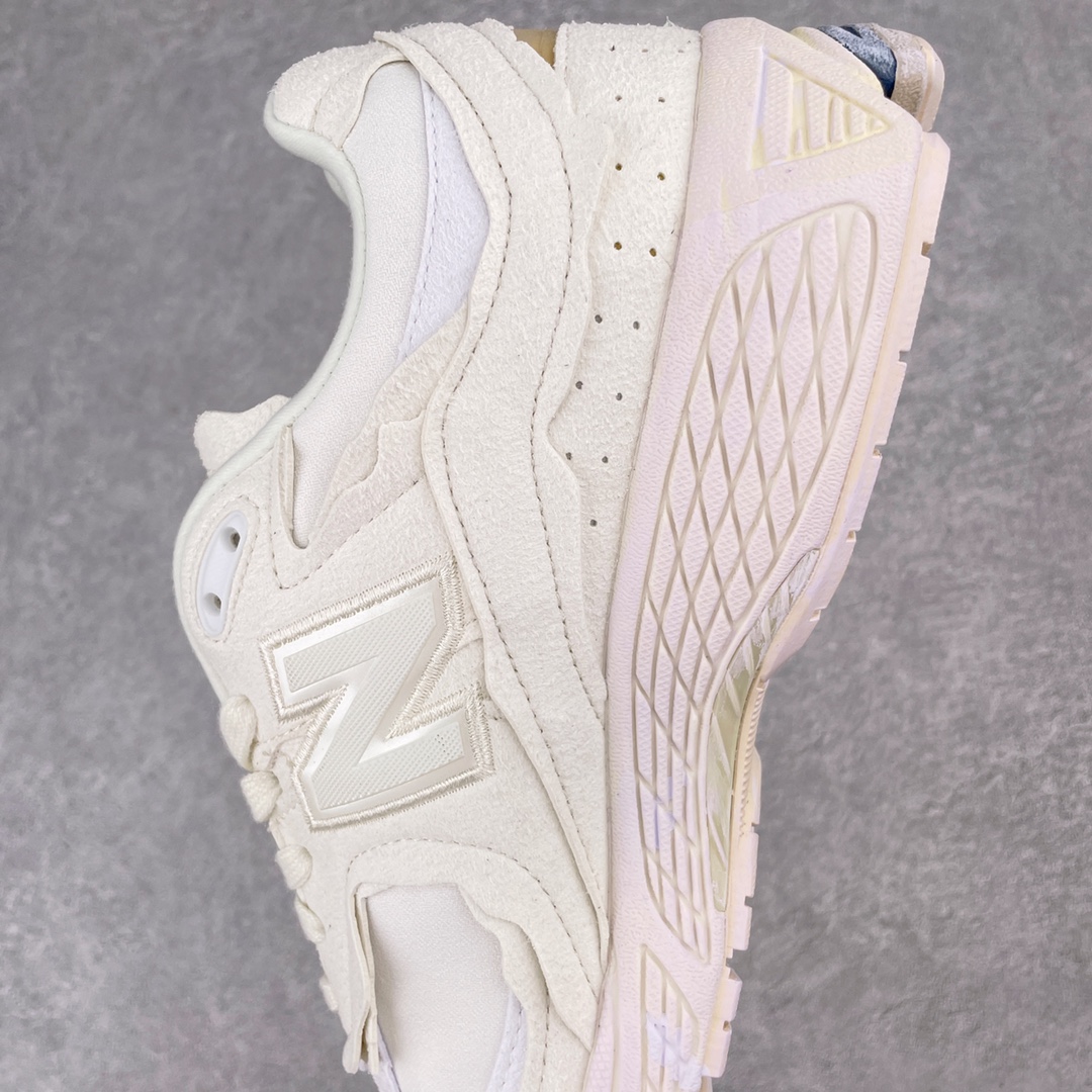 New Balance 2002R Sneaker 12 - vstockx