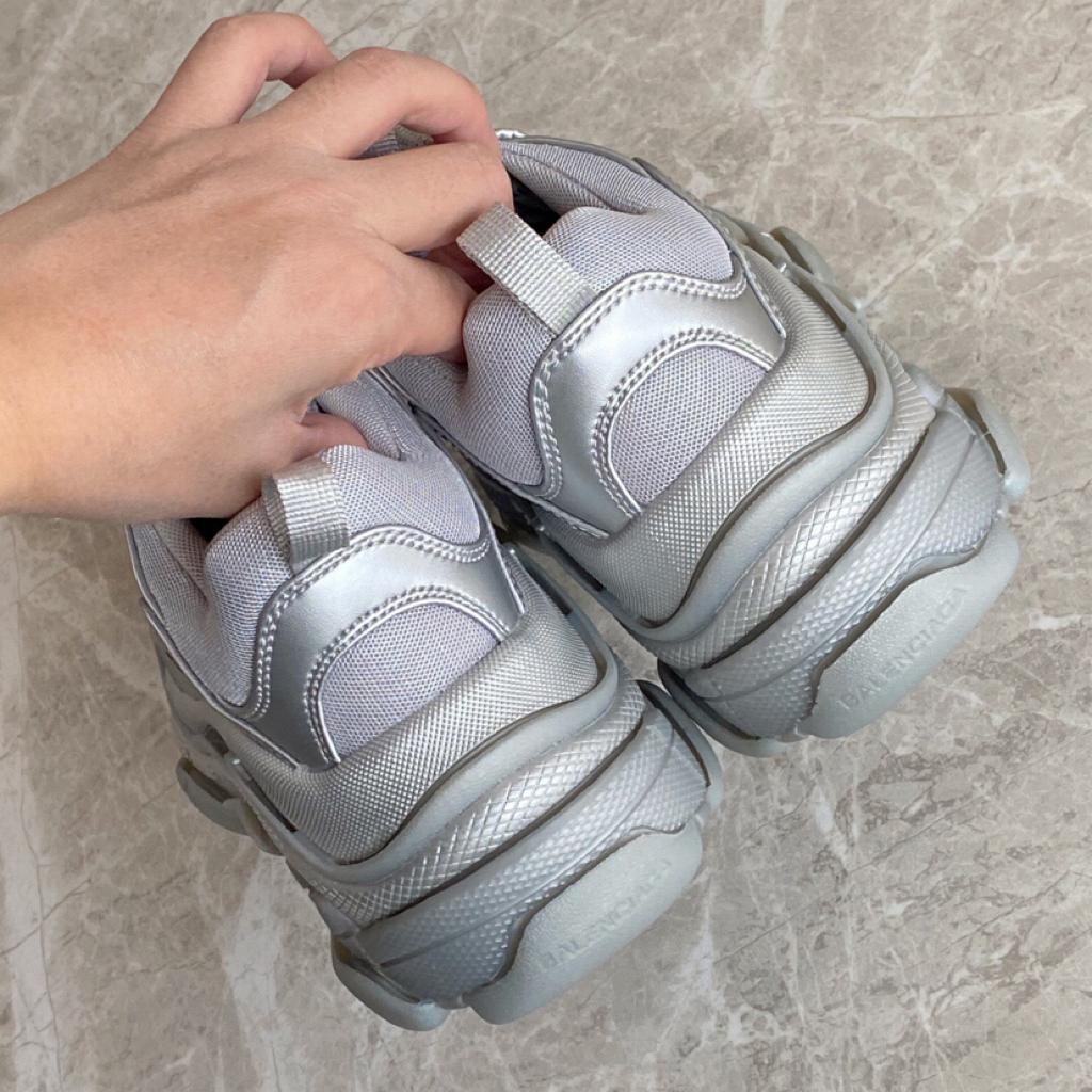 Balenciaga Triple S Silver - vstockx