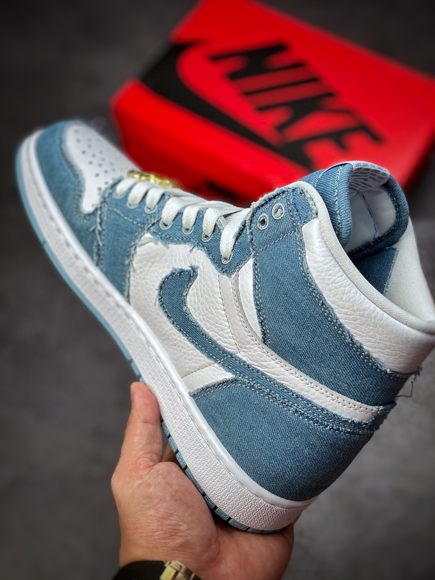 Jordan 1 High OG Denim (W) - vstockx